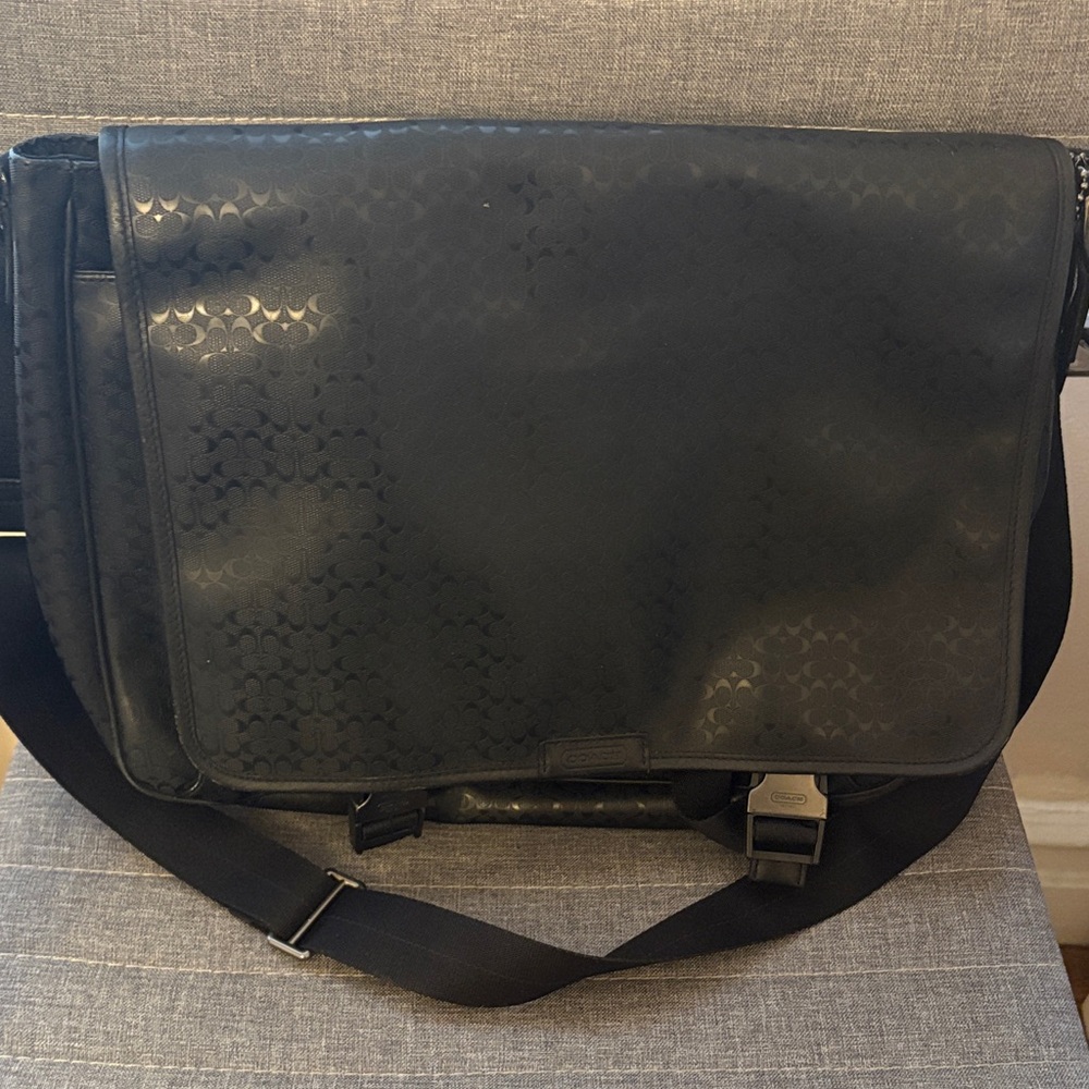 Coach Black Embossed Men's Messenger Bag